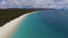 Whitehaven Beach (Immagine estratta da una ripresa aerea con drone. Video e Foto: Simone Chiesa)
